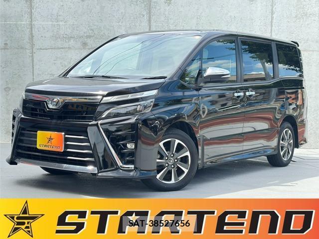 Toyota VOXY 2018-05 8728939-0