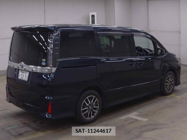 Toyota VOXY 2014-09 8729155-1