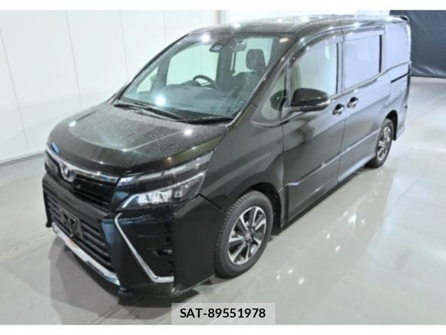 Toyota VOXY 2017-07 8729241-0