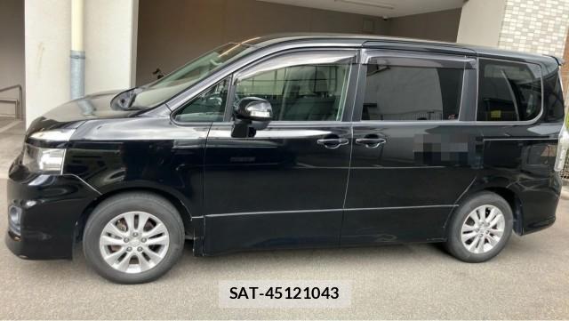 Toyota VOXY 2010-06 8729608-10