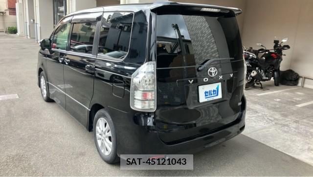 Toyota VOXY 2010-06 8729608-13