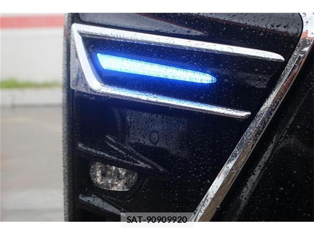 Toyota VOXY 2019-06 8729865-17