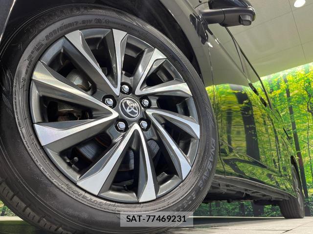 Toyota VOXY 2023-07 8730079-13