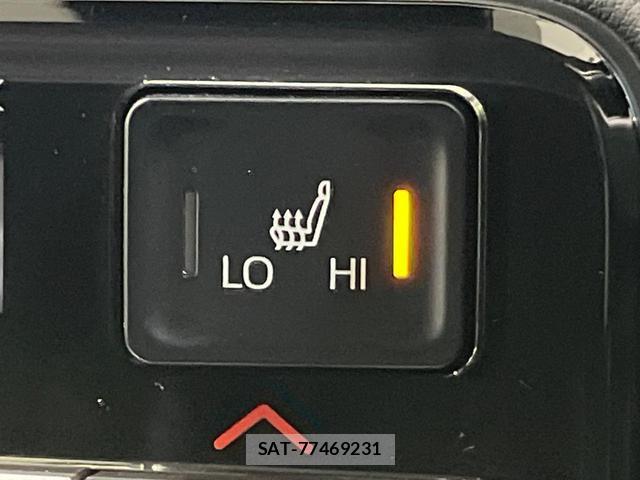 Toyota VOXY 2023-07 8730079-5