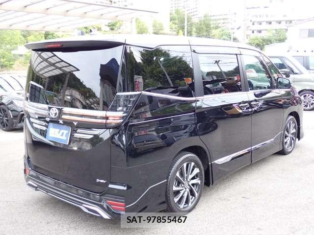 Toyota VOXY 2025-10 8730126-1