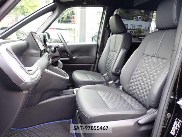 Toyota VOXY 2025-10 8730126-3