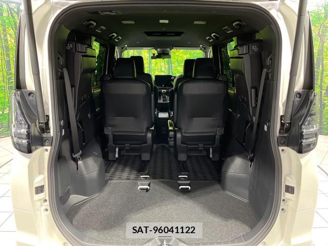 Toyota VOXY 2022-10 8730241-10