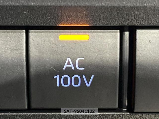 Toyota VOXY 2022-10 8730241-6