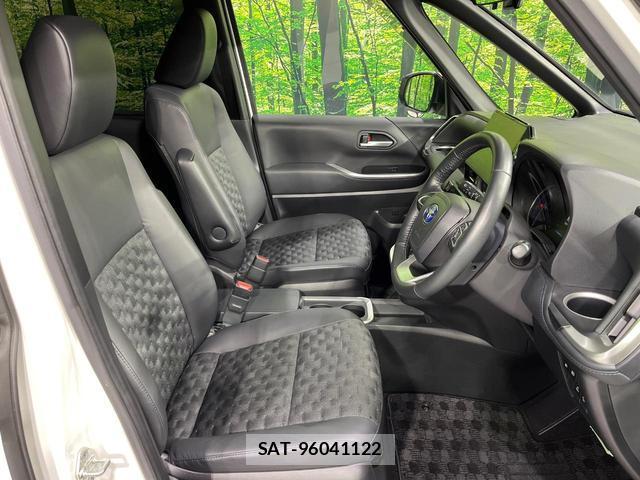 Toyota VOXY 2022-10 8730241-7
