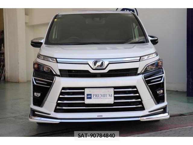 Toyota VOXY 2019-06 8730275-1