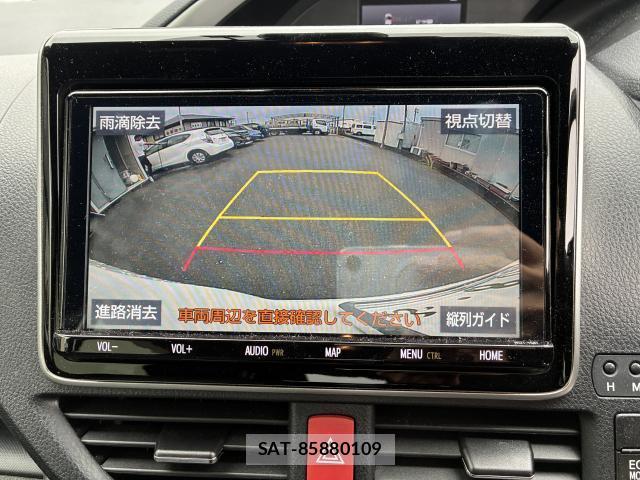 Toyota VOXY 2020-03 8730298-5