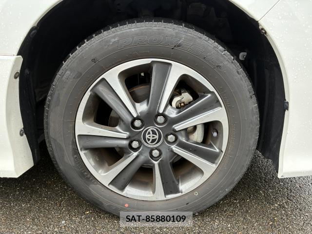Toyota VOXY 2020-03 8730298-8