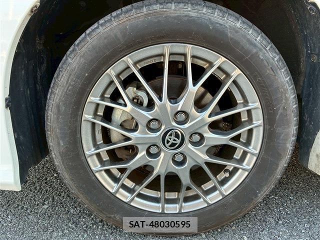 Toyota VOXY 2019-11 8730318-15