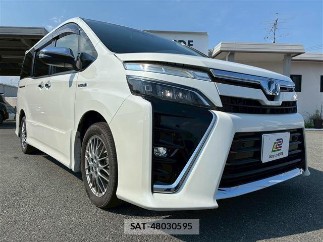 Toyota VOXY 2019-11 8730318-9