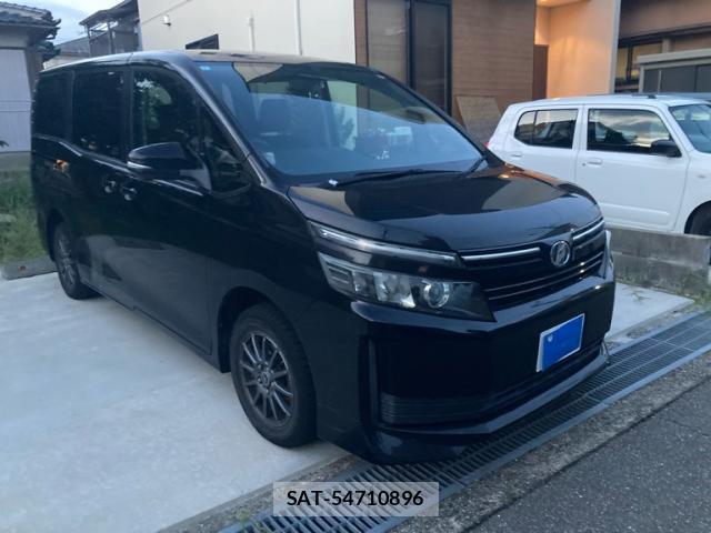 Toyota VOXY 2014-01 8730351-2