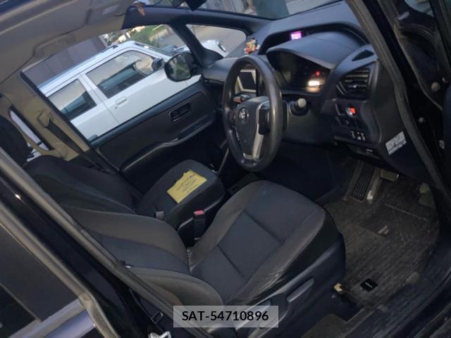 Toyota VOXY 2014-01 8730351-7