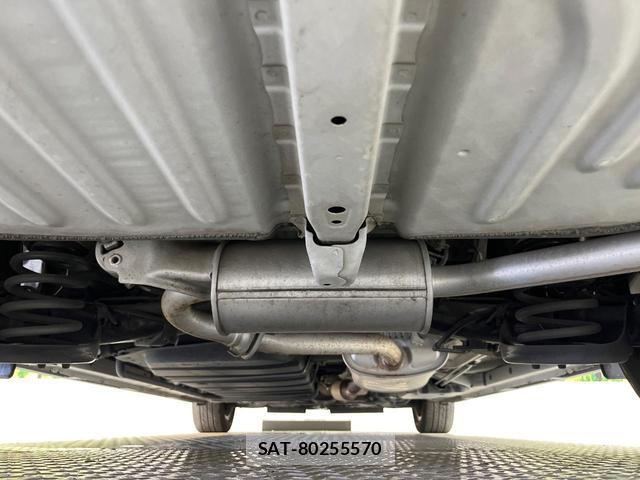 Toyota VOXY 2017-11 8730366-17