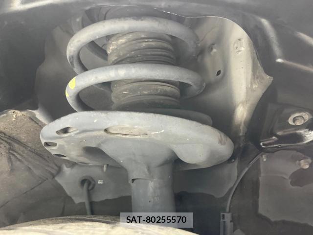 Toyota VOXY 2017-11 8730366-18