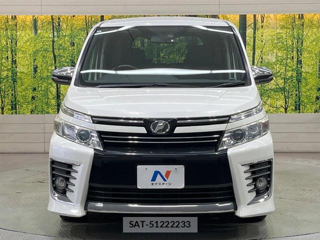 Toyota VOXY 2016-01 8730377-14
