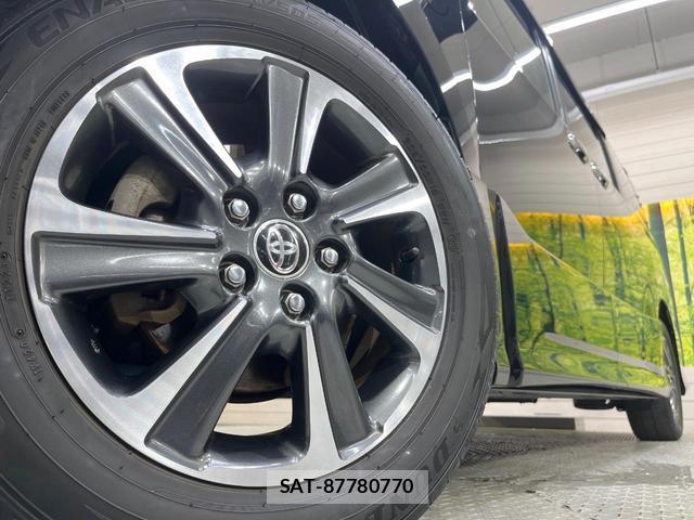 Toyota VOXY 2019-08 8730385-13
