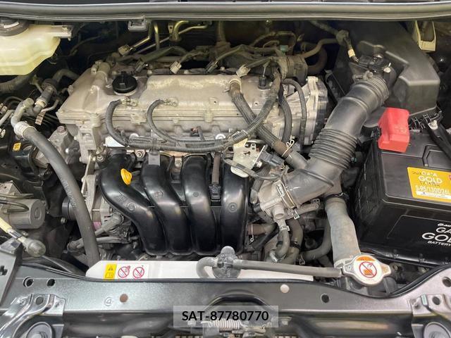 Toyota VOXY 2019-08 8730385-17