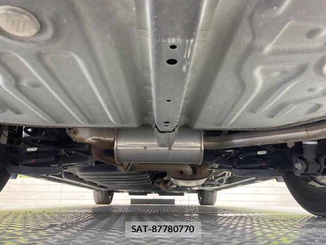 Toyota VOXY 2019-08 8730385-18