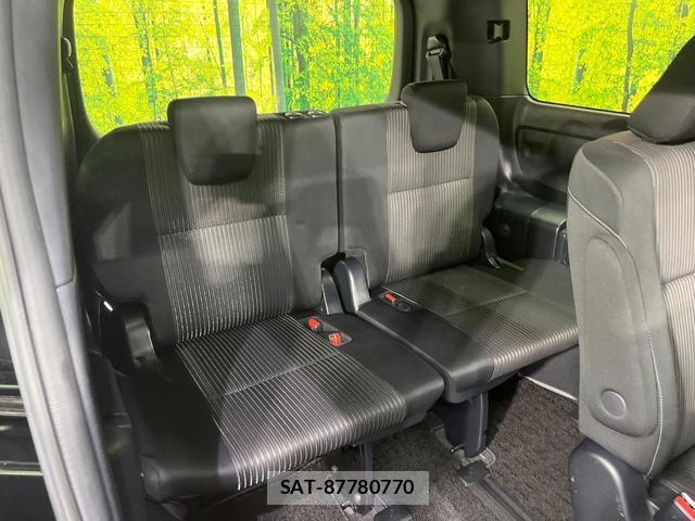 Toyota VOXY 2019-08 8730385-9