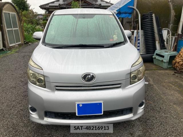 Toyota VOXY 2008-01 8730476-0