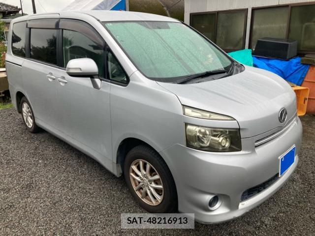 Toyota VOXY 2008-01 8730476-1