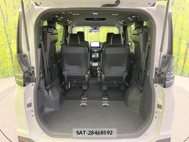 Toyota VOXY 2025-01 8730483-10