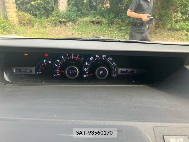 Toyota VOXY 2008-07 8730675-10