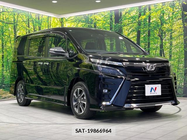 Toyota VOXY 2019-02 8730692-16