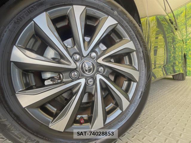 Toyota VOXY 2025-11 8730801-13