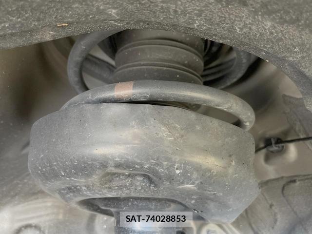 Toyota VOXY 2025-11 8730801-19