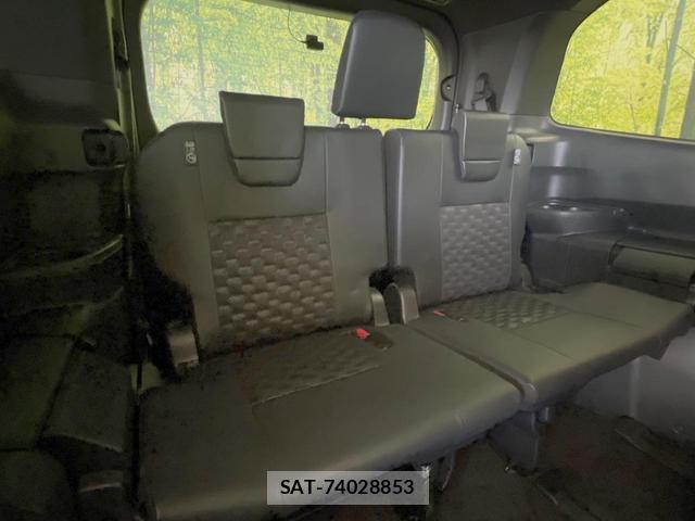 Toyota VOXY 2025-11 8730801-9
