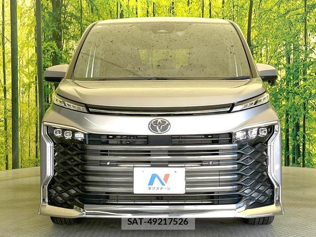 Toyota VOXY 2022-10 8730810-14