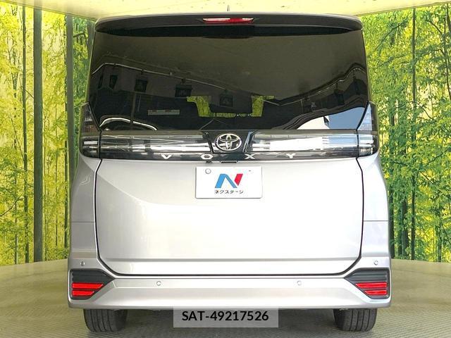 Toyota VOXY 2022-10 8730810-15