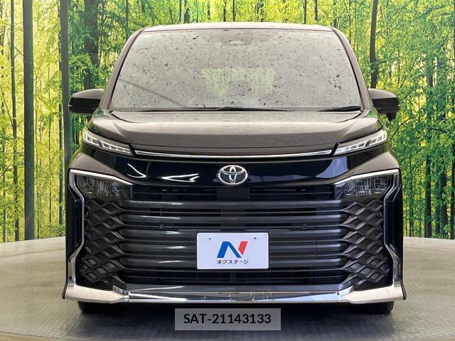 Toyota VOXY 2024-04 8730825-14