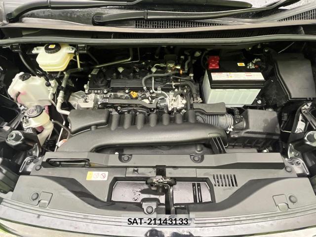 Toyota VOXY 2024-04 8730825-17