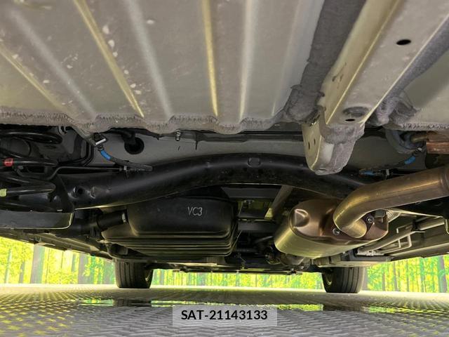 Toyota VOXY 2024-04 8730825-18