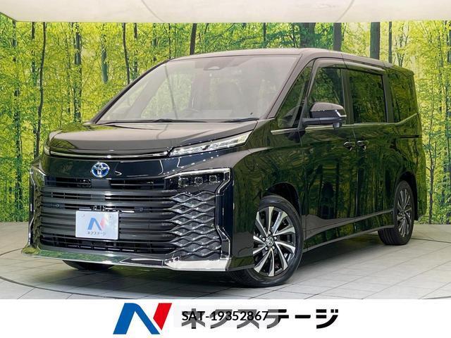 Toyota VOXY 2023-03 8730881-0