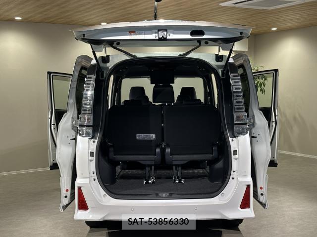 Toyota VOXY 2020-01 8730893-18