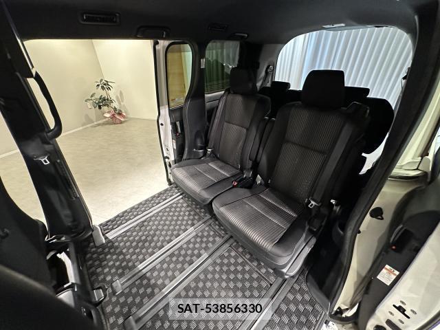 Toyota VOXY 2020-01 8730893-6