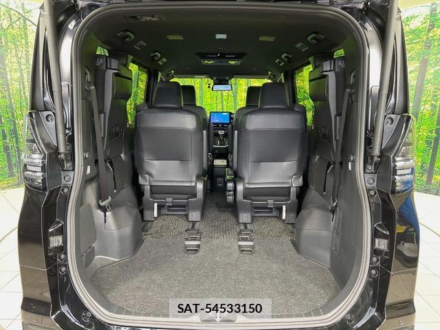 Toyota VOXY 2022-12 8730903-10