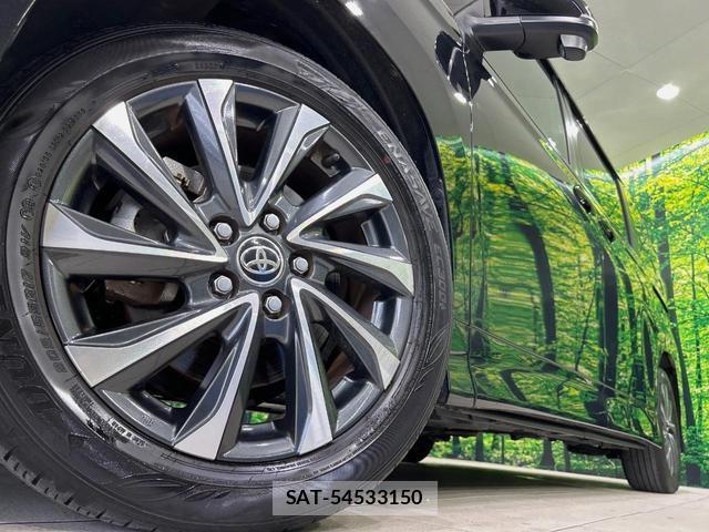 Toyota VOXY 2022-12 8730903-13