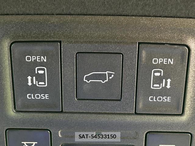 Toyota VOXY 2022-12 8730903-3