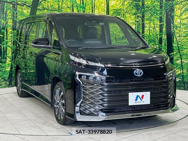 Toyota VOXY 2023-06 8730927-16