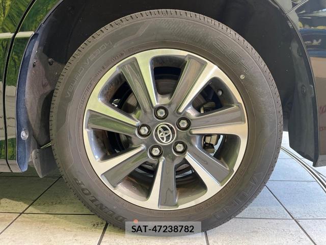 Toyota VOXY 2021-07 8730952-13