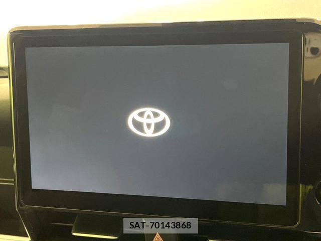 Toyota VOXY 2023-02 8730985-4
