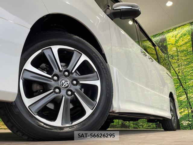 Toyota VOXY 2020-02 8731090-13